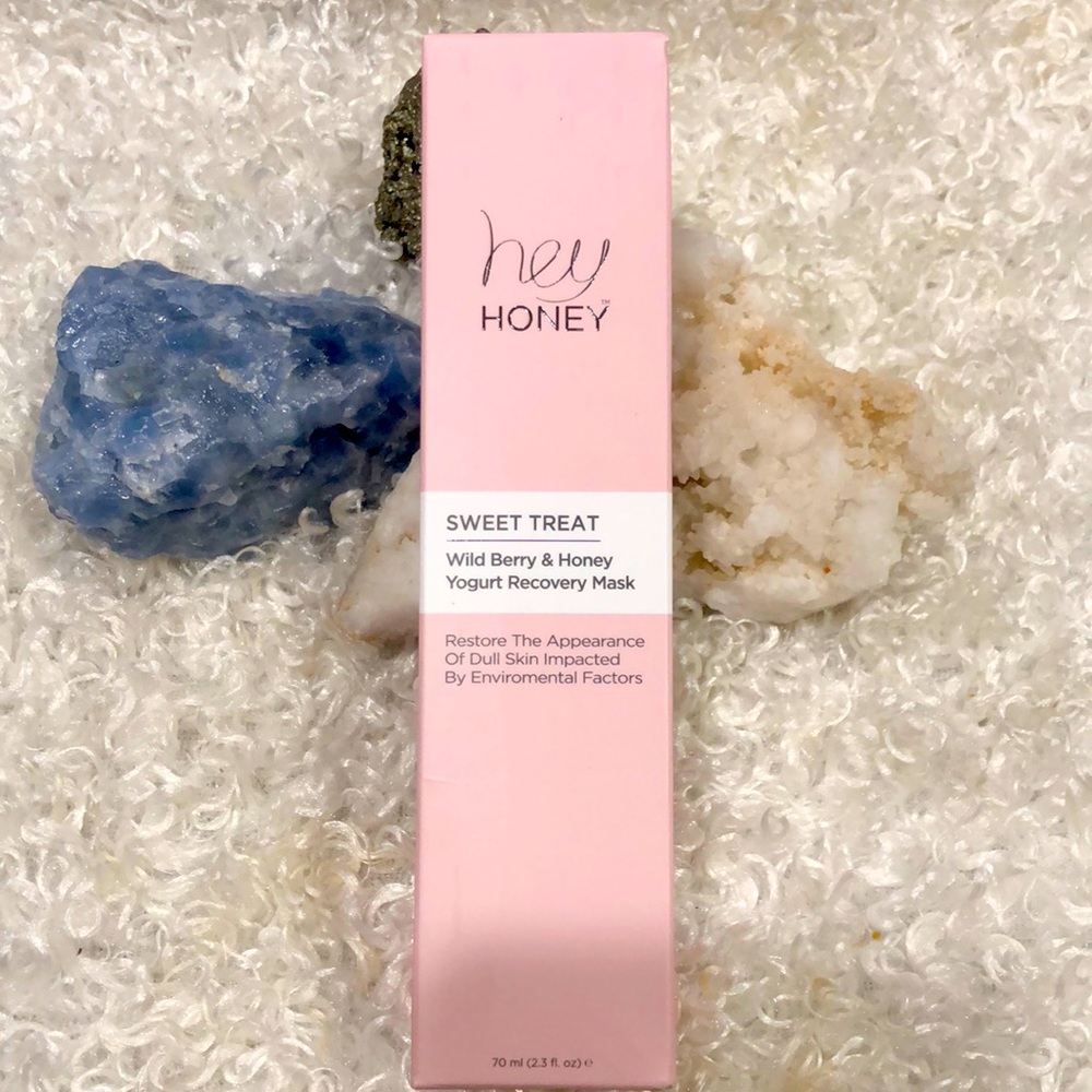 Sweet Treat Wild Berry & Honey Yogurt Recovery Mask 70 ml